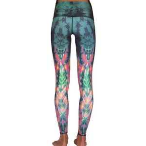 Teeki Eagle Feather Green Hot Pants